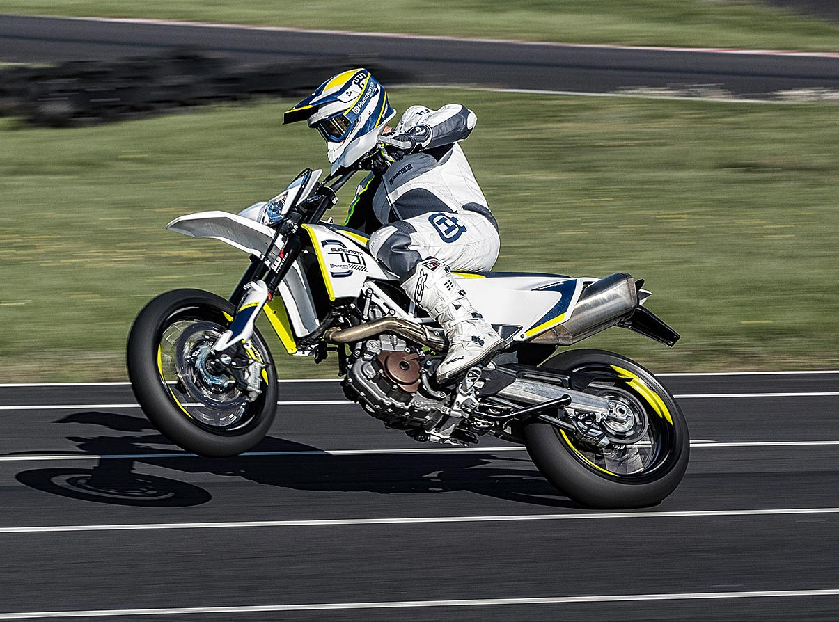 Husqvarna 701 Supermoto