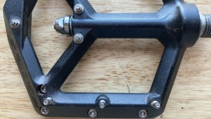 Composite nylon flat pedal with pins