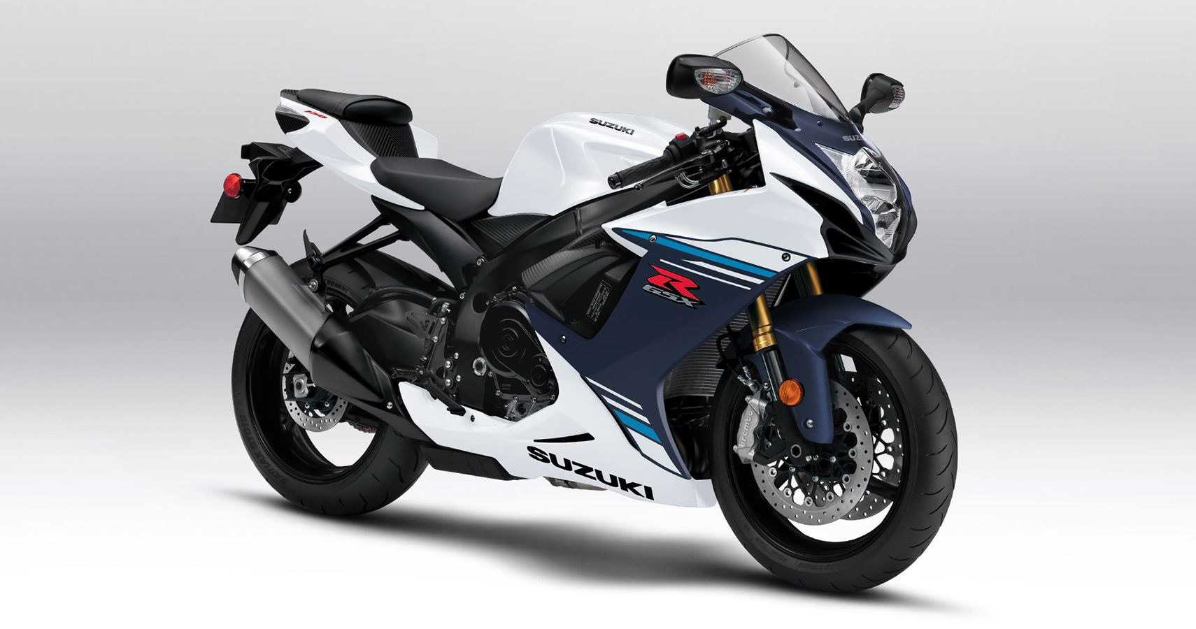 Suzuki GSX-R750 in blue and white, parked and displaying its iconic sporty lines and aggressive stance