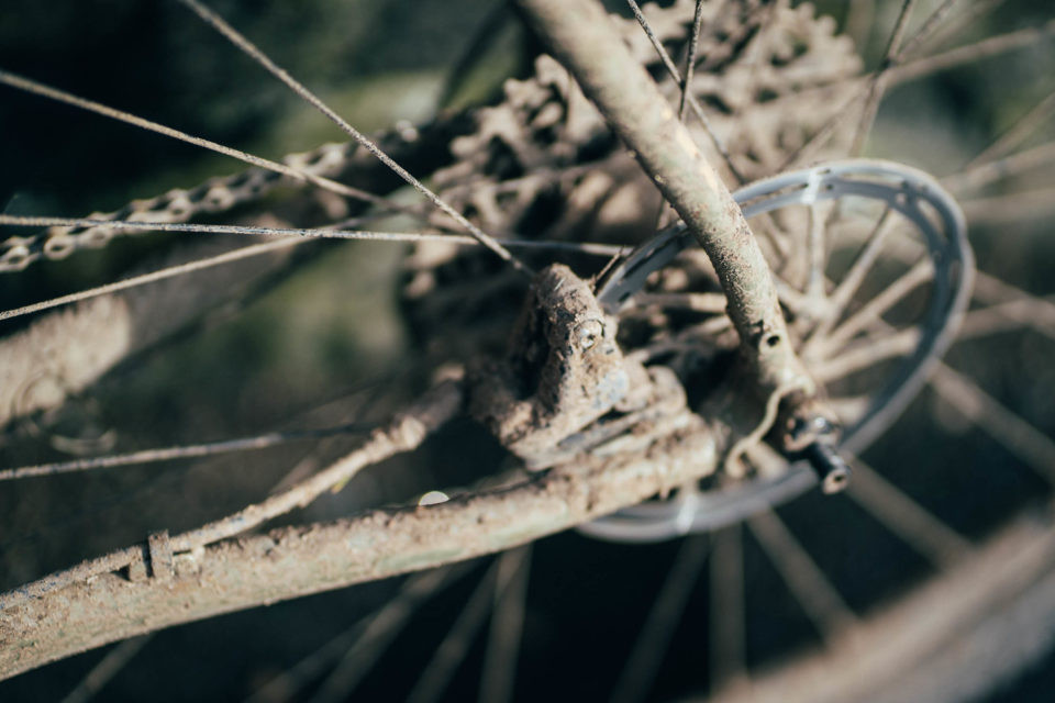 Bombtrack Hook EXT Frame Details