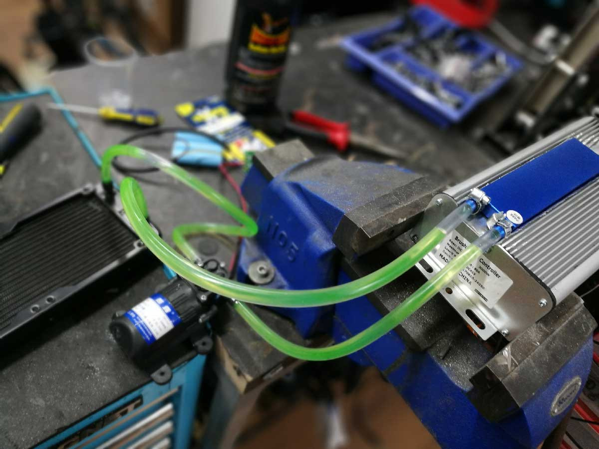 E-bike controller with MOSFET cooling modifications for enhanced thermal management