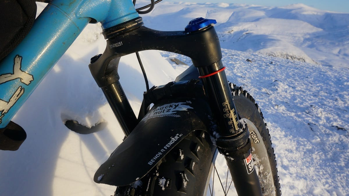 RockShox Bluto performing well in sub-zero temperatures, indicating reliability in cold conditions