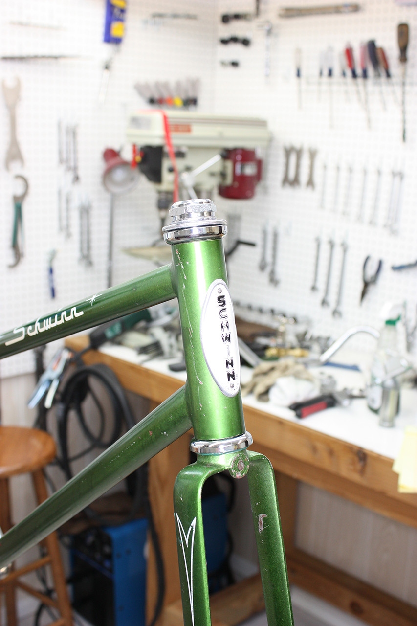 Headset installed on the Schwinn Twinn Tandem frame, showcasing the restored steering assembly.