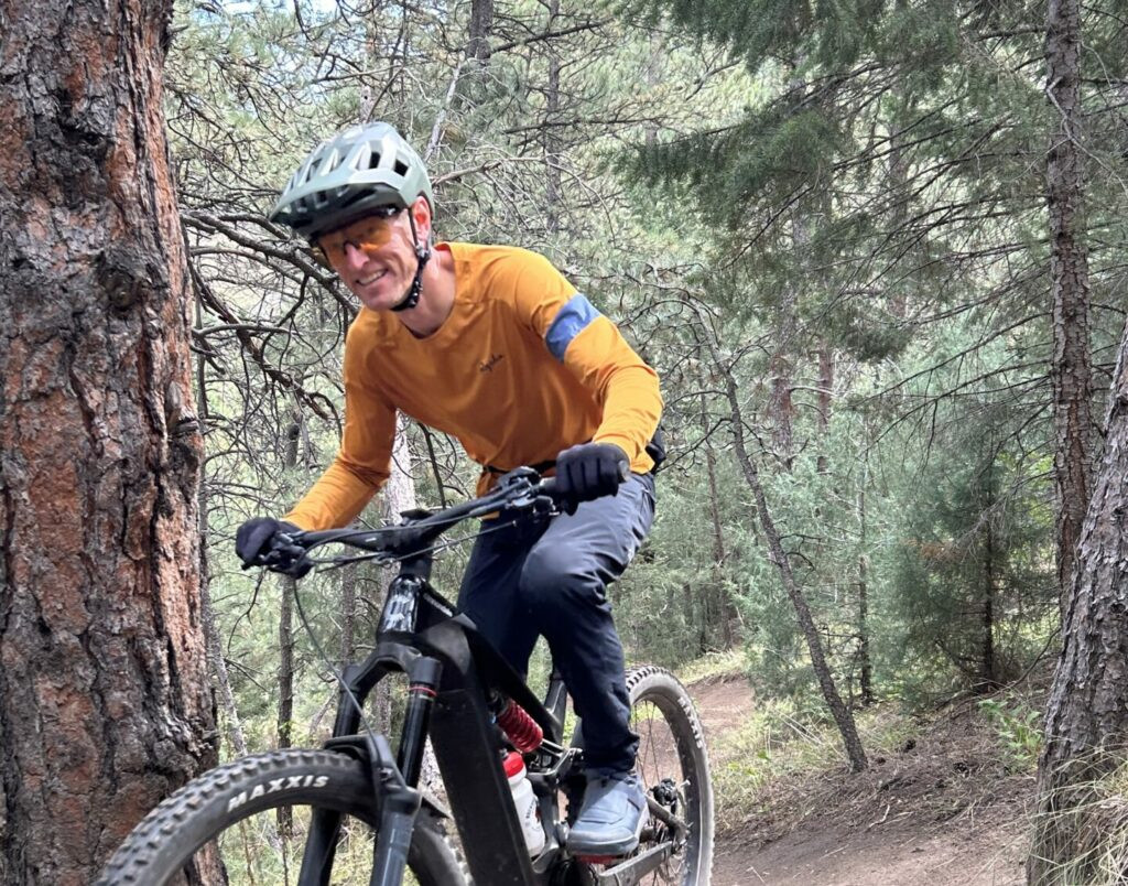 Riding an e-MTB