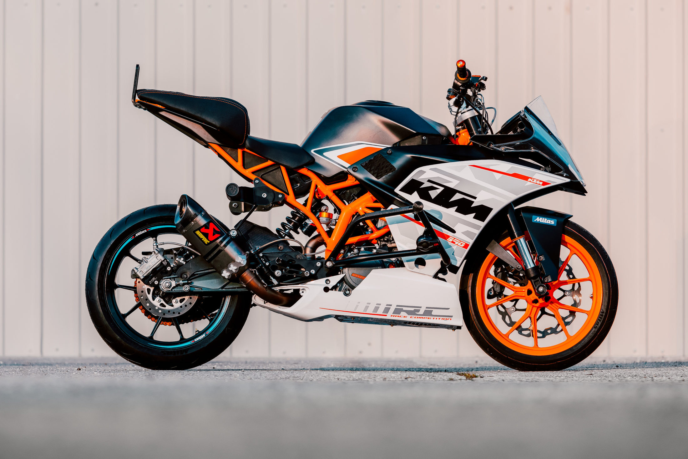 Rok Bagoros showcasing his modified KTM RC 390 drift bike