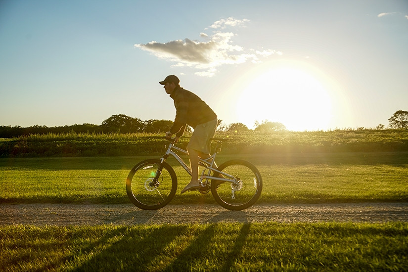 Raleigh Kodiak 1 mountain bike on a trail