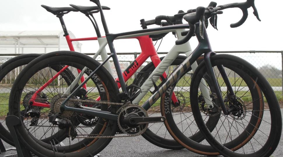 2023 Endurance bikes comparison Canyon Endurace vs Giant defy vs Lauf Uthald