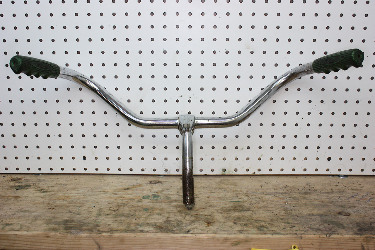 Stem and handlebars of the vintage Schwinn tandem before cleaning, exhibiting rust and pitting.