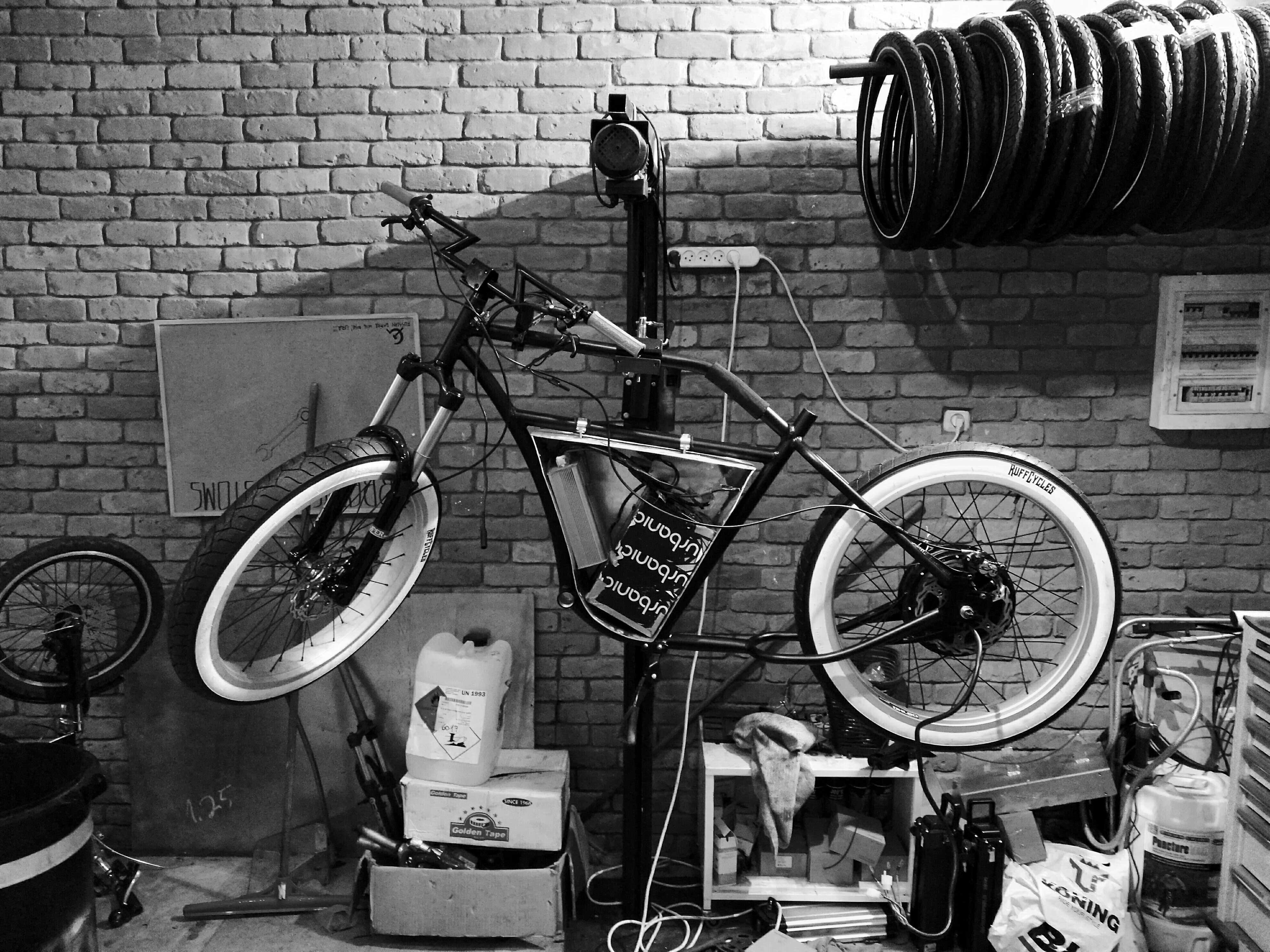 Porsche e-bike frame before water cooling modifications, showing the initial build