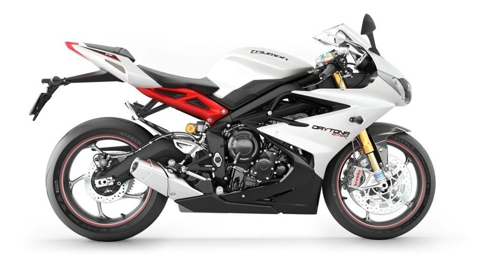Triumph Daytona 675 2014 - A unique 600cc triple cylinder bike with a distinctive sound.
