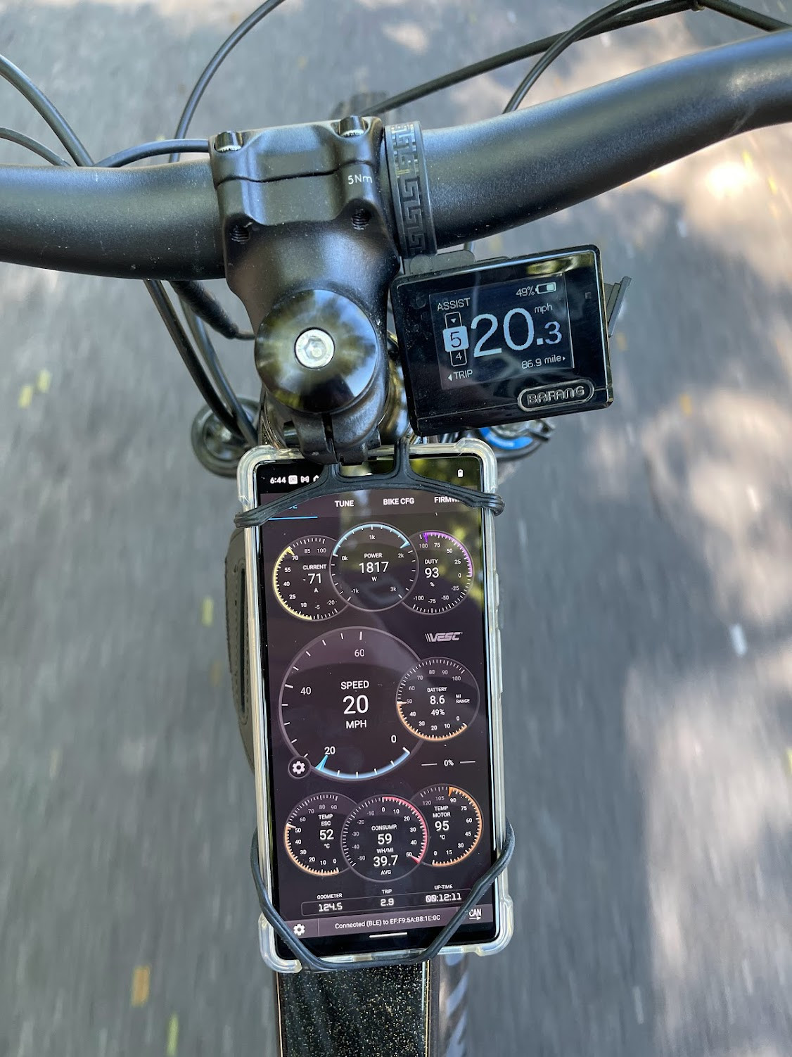 Screenshot of VESC app showing detailed motor performance parameters.
