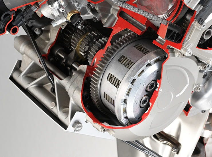 Wet clutch components