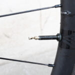 Inflating a Presta valve
