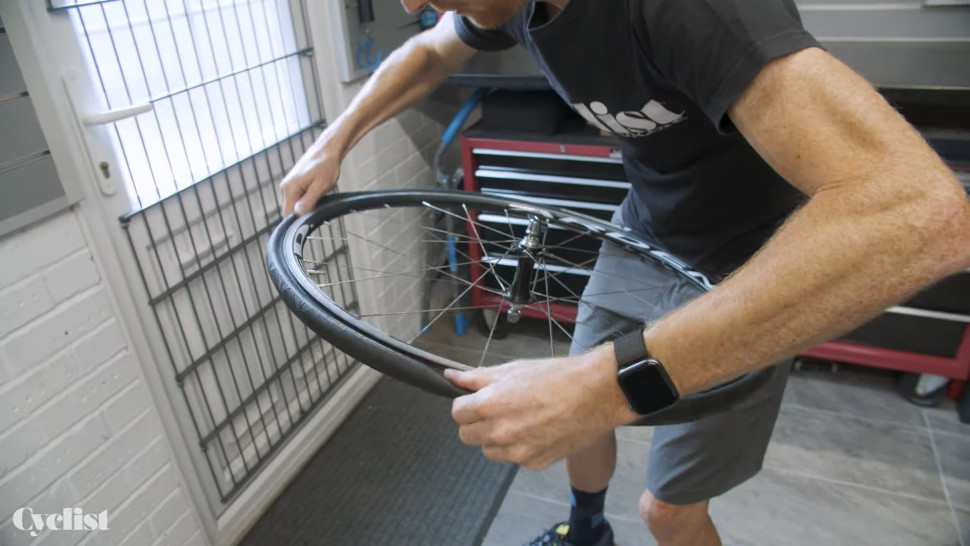 Removing tire slack