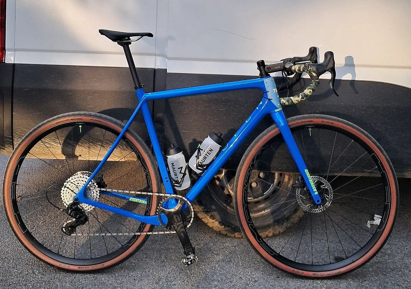 Glen's own gravel bike, featuring a Redshift suspension stem, demonstrates the effectiveness of integrating suspension into gravel bikes for enhanced comfort and control on varied terrains