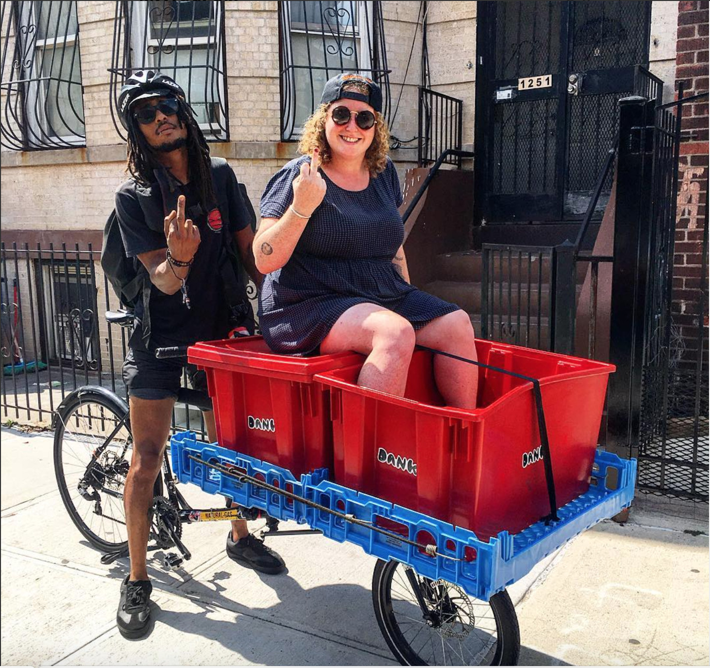 Justin and Leah in New York highlight the blend of personal and professional life in the bike messenger world