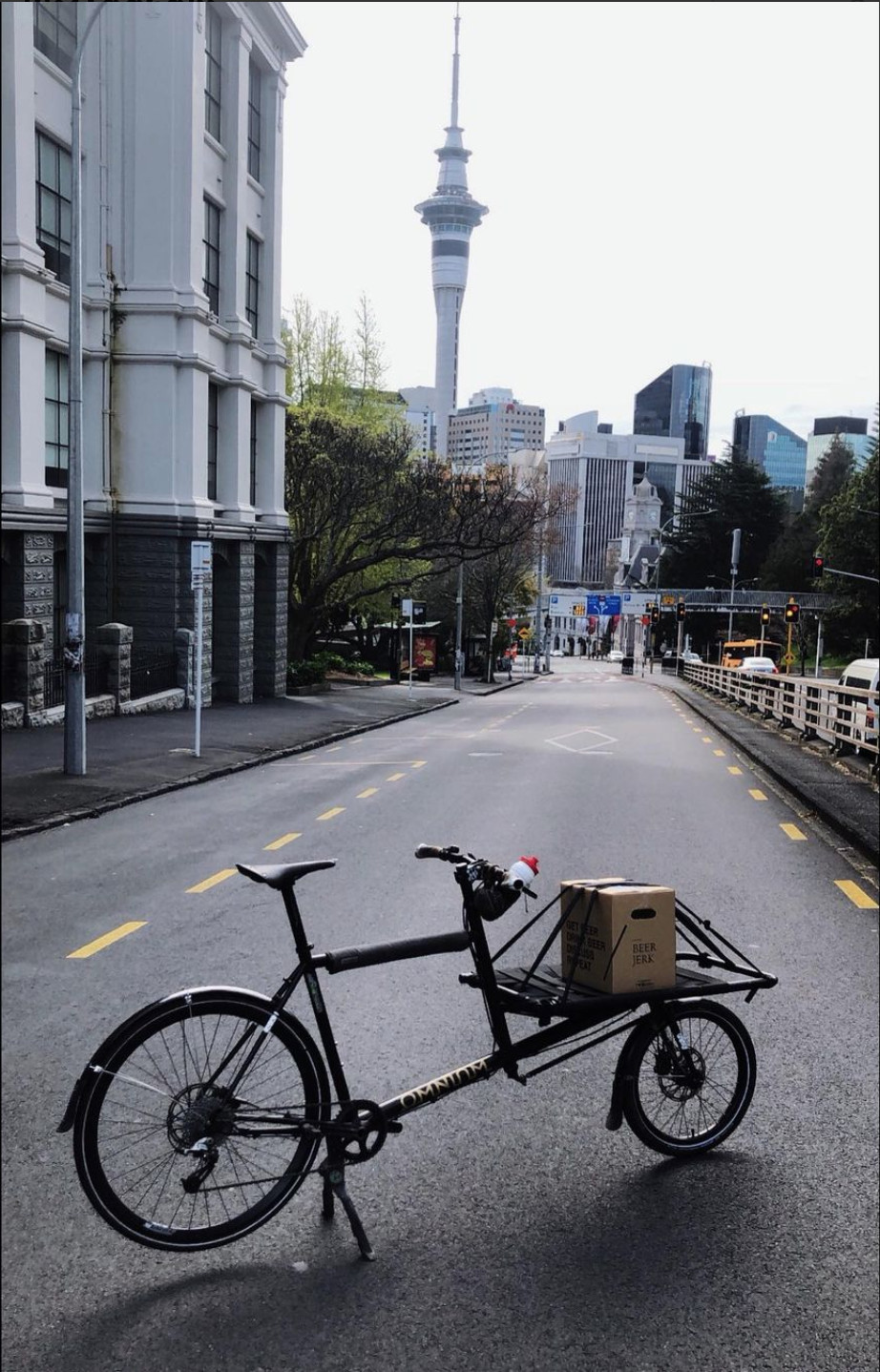 Justin undeterred by Auckland's hills demonstrates adaptability, a key trait for bike messengers worldwide