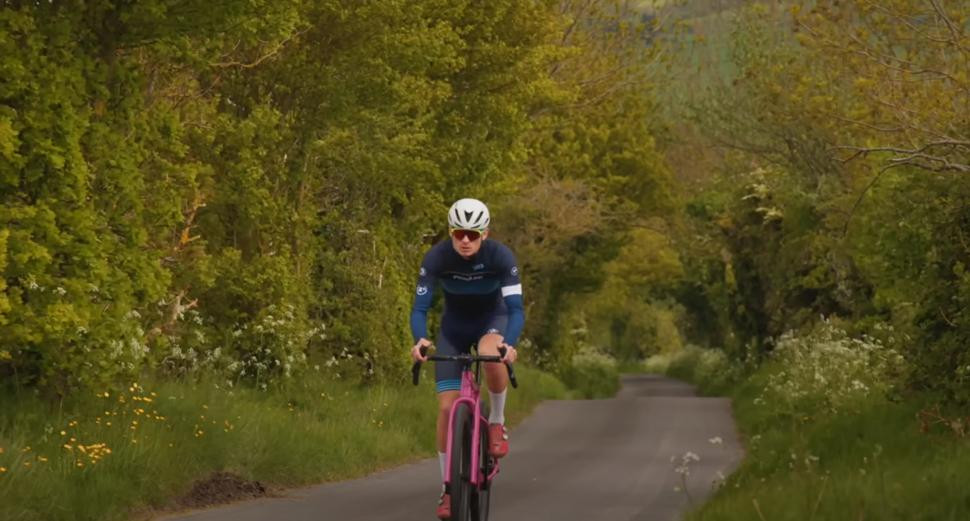 Gravel Bike Training Strategies for Enhanced Speed and Endurance