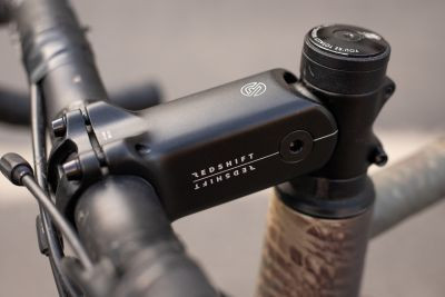 Redshift Shocktop suspension stem fitted to a gravel bike. The stem is a simple yet effective way to add suspension, enhancing comfort and control on gravel roads